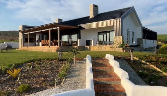 Farmstead at ECS winery