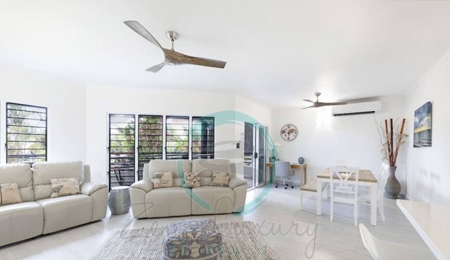 ZEN FORESHORE: 3-BR Nightcliff Foreshore-Front Apt