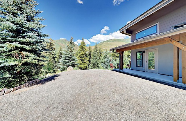 1552 Matterhorn Circle Condo Unit 2