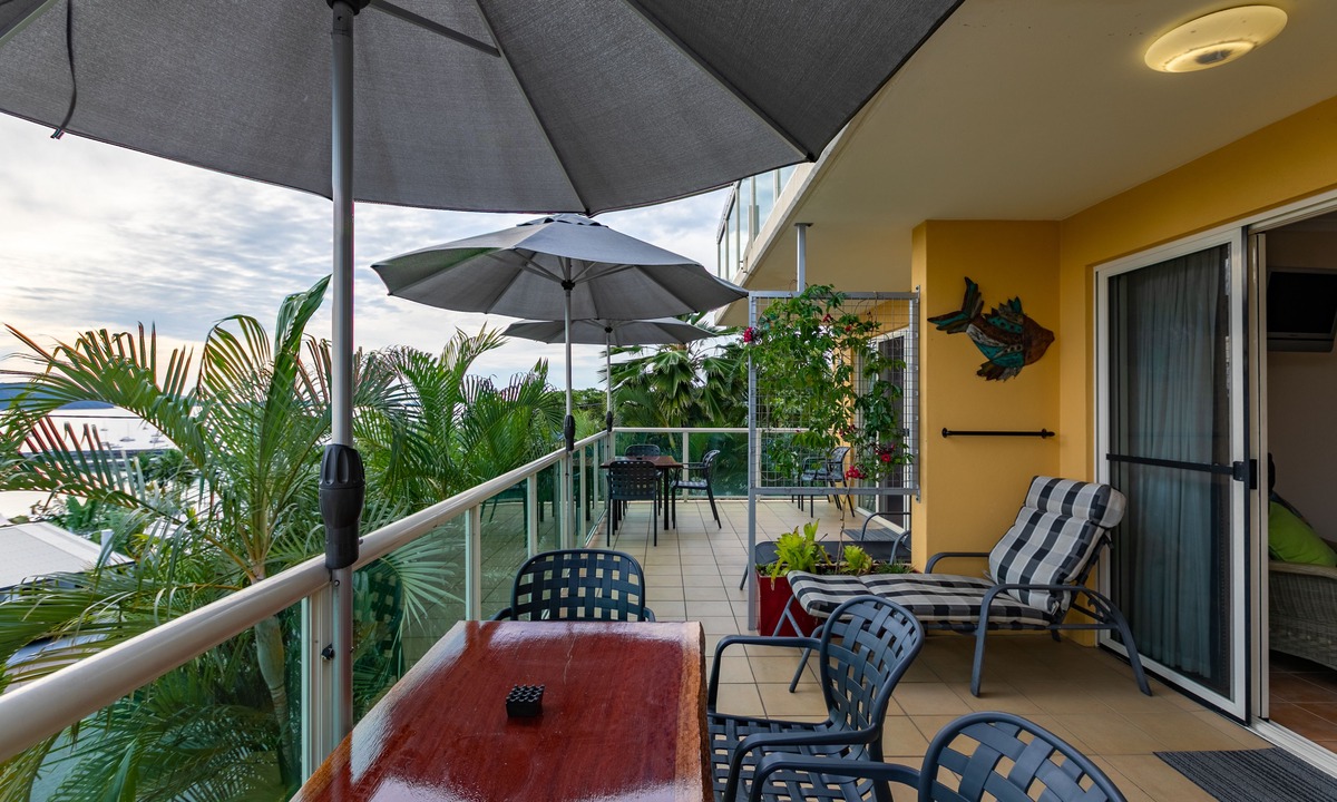 Airlie Beach Apartment | Sunlit Waters Studio Apartments