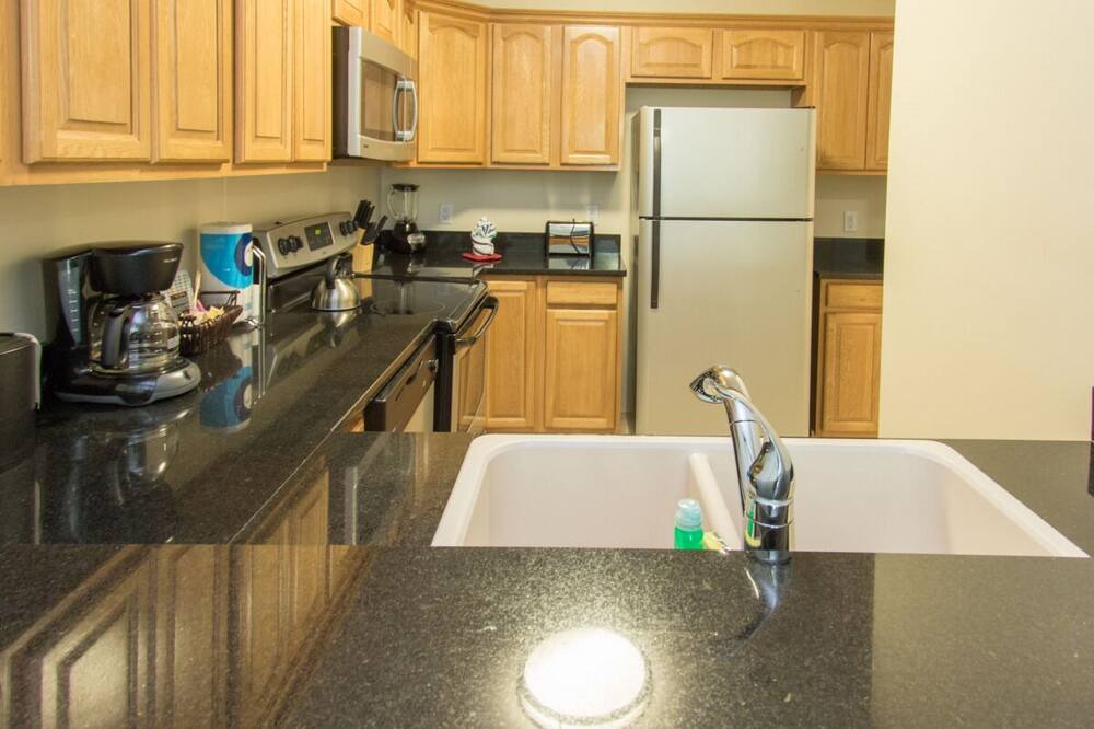 Photo of Kitchen in Crystal Harbour