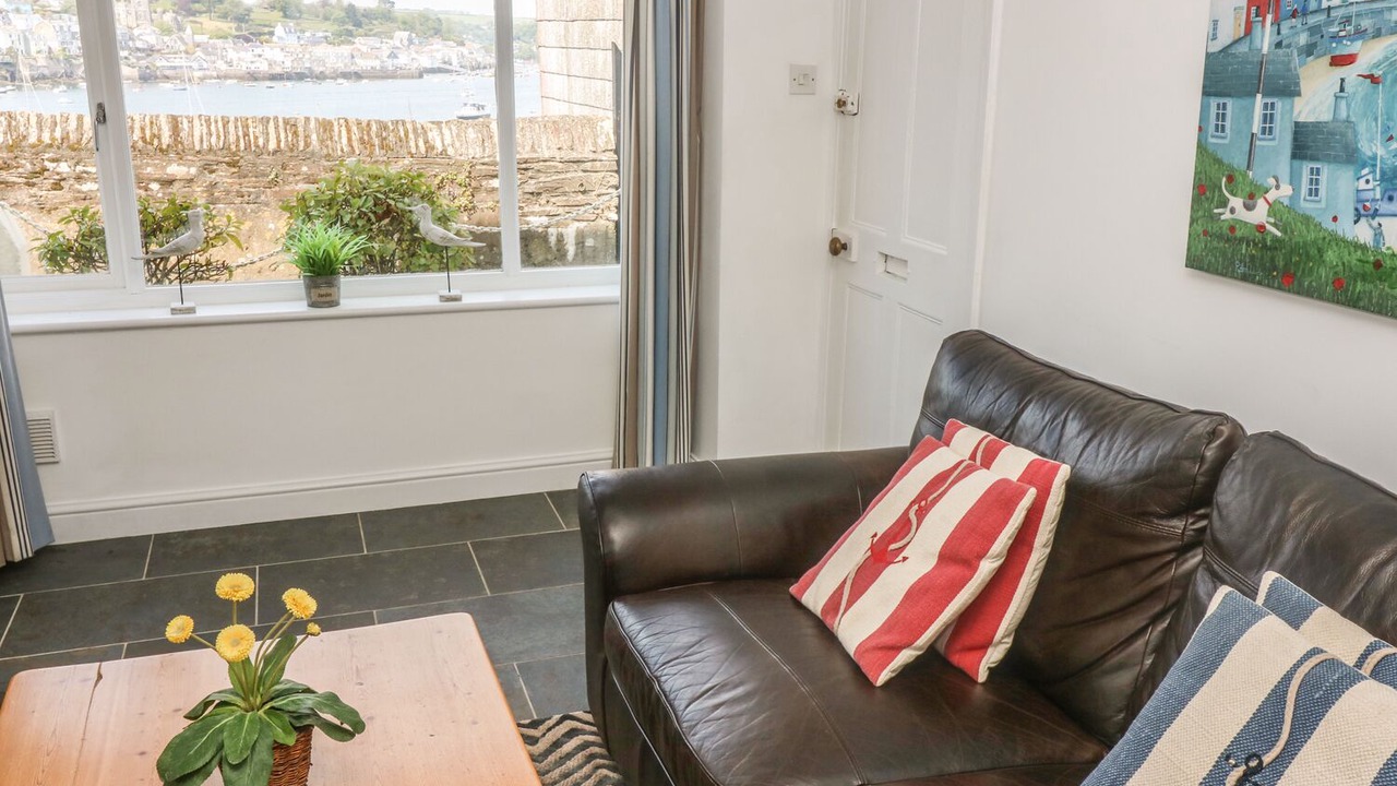 Photo of Bedroom in Polruan
