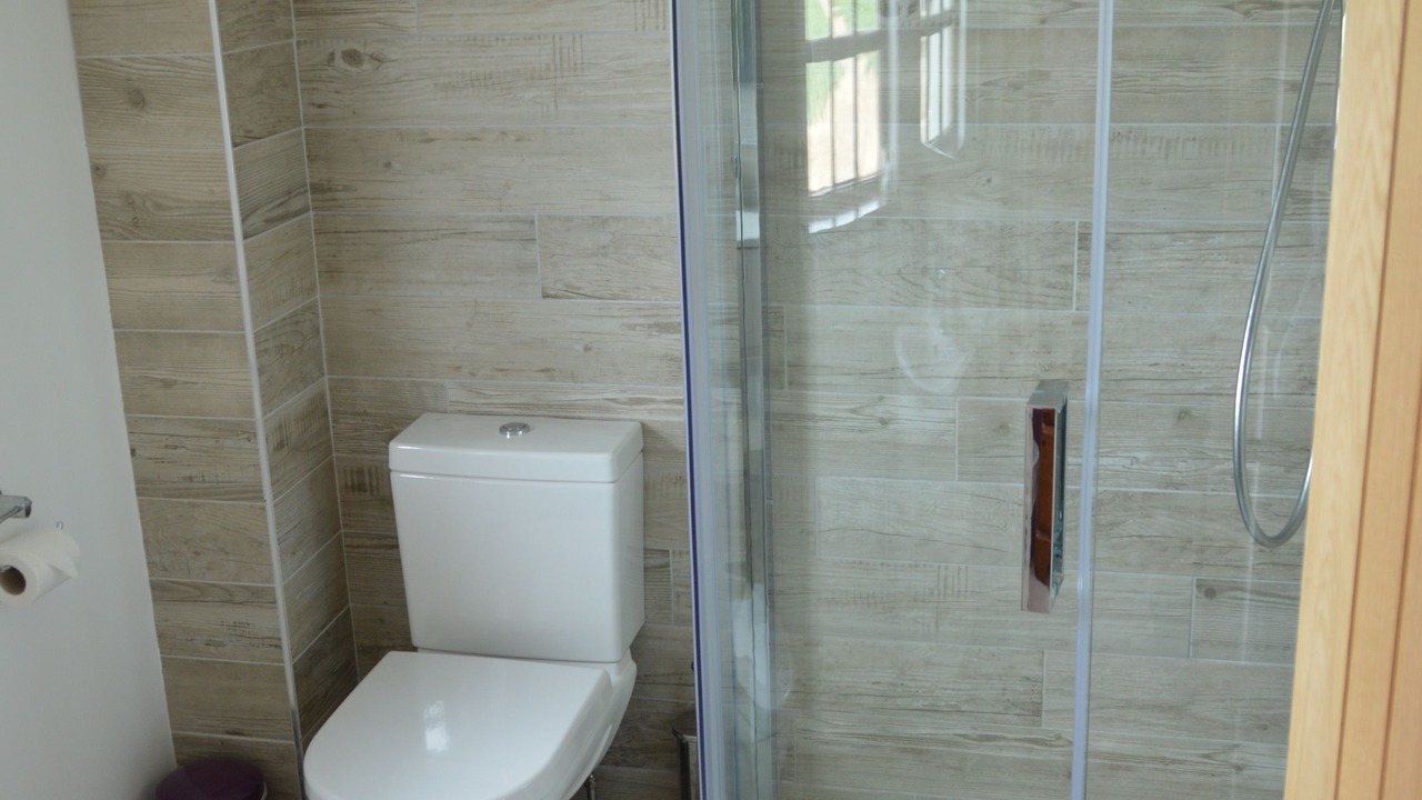 Photo of Bathroom in Treen