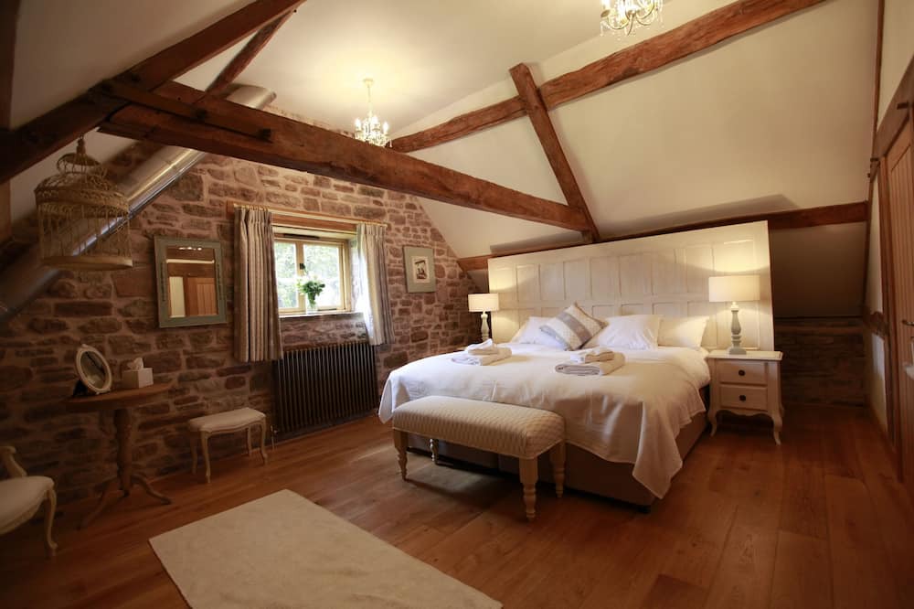 Photo of Bedroom in Kerne Bridge