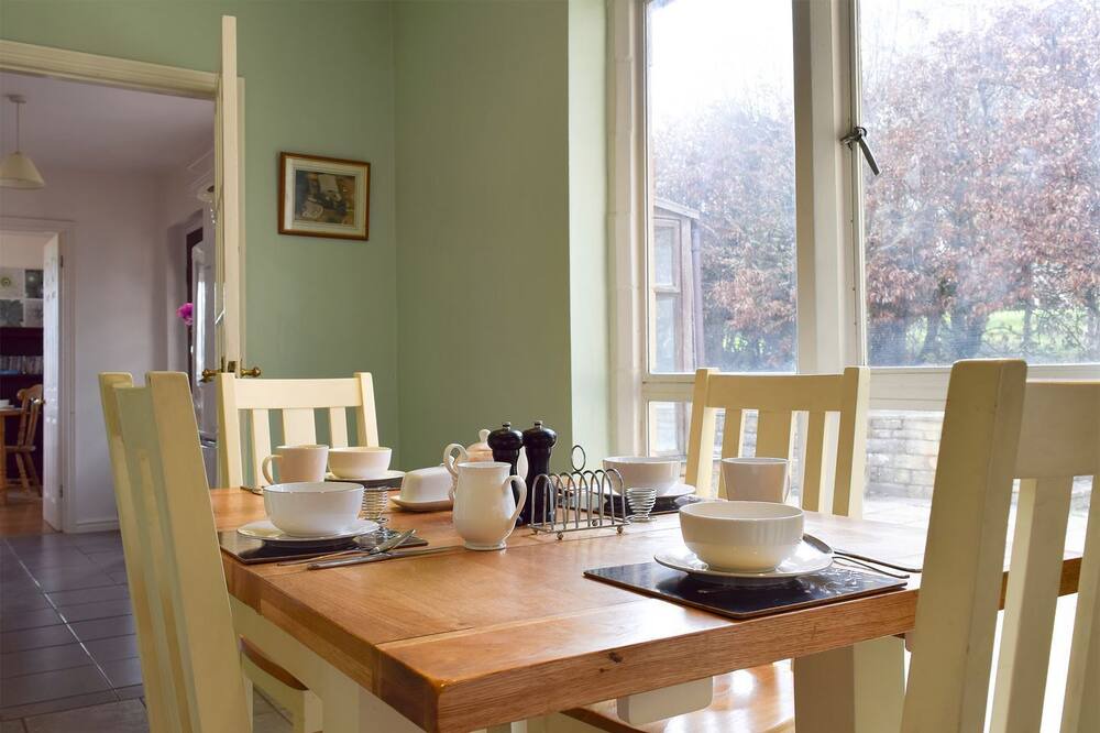 Photo of Kitchen in Nailsworth