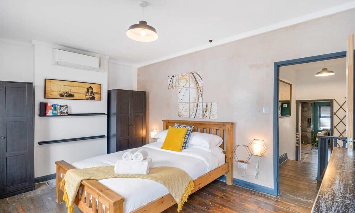Photo of Bedroom in Exeter