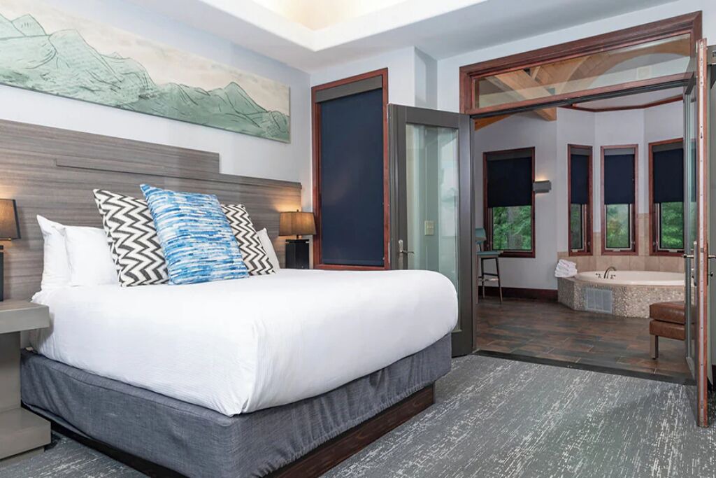 Photo of Bedroom in Lake Delton