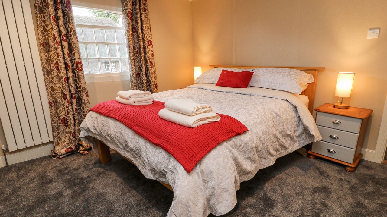 Photo of Bedroom in Avebury