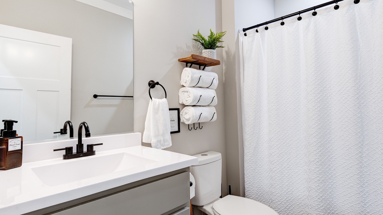 Photo of Bathroom in Fairview