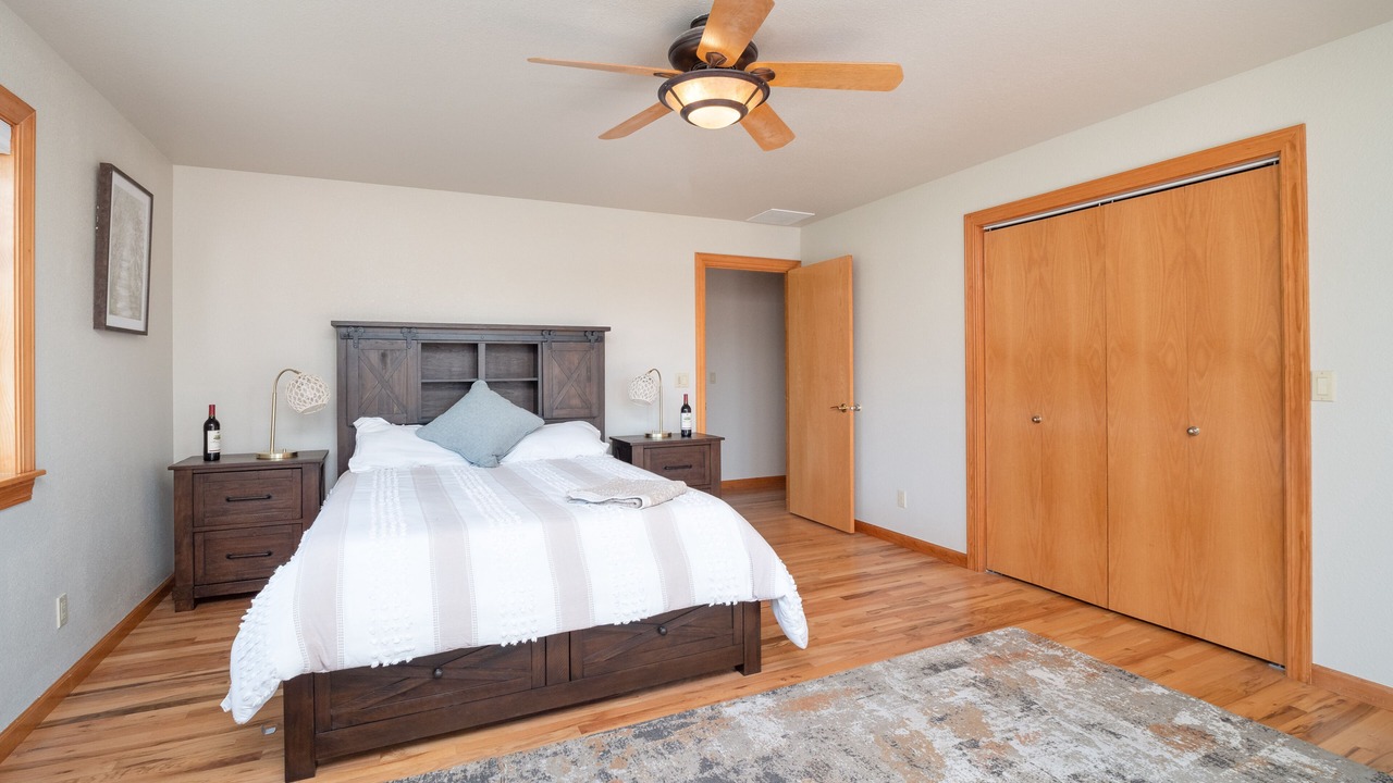Photo of Bedroom in Oakland