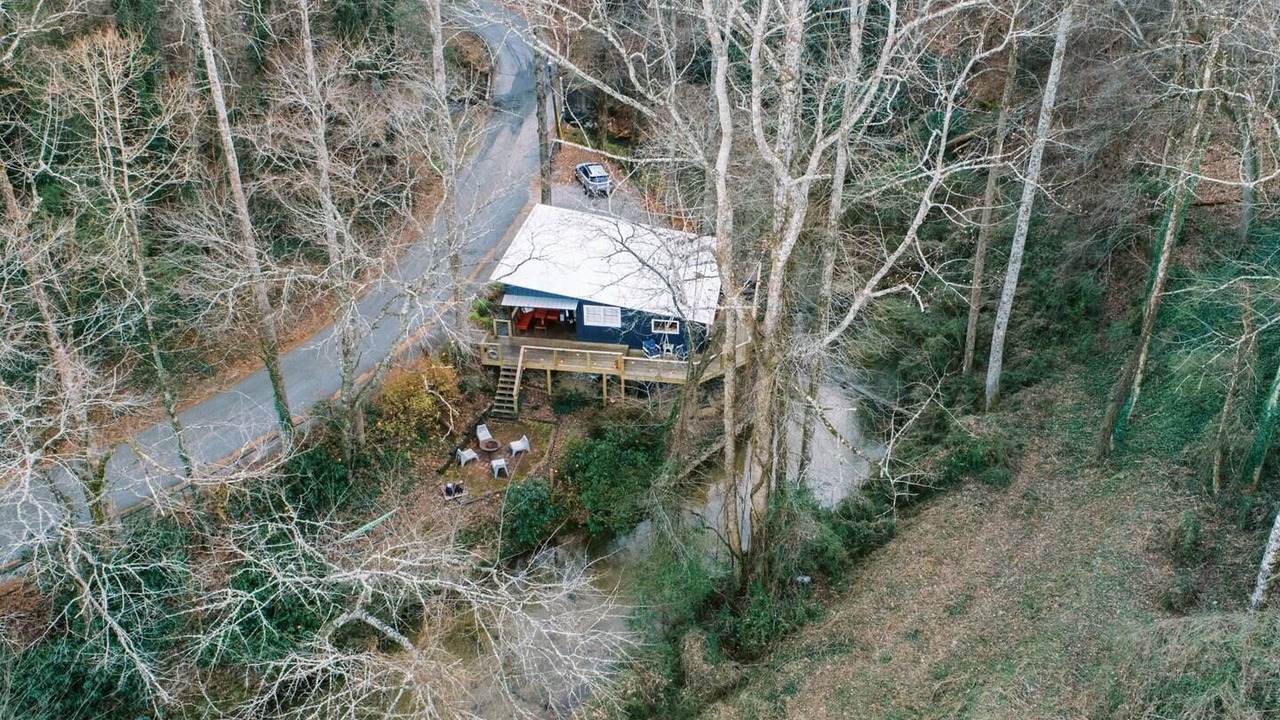 Photo of Outdoor in Clayton