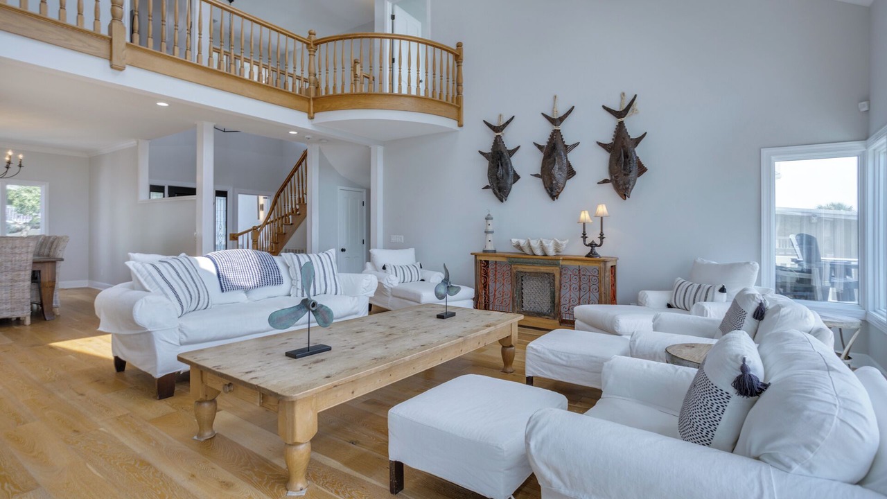 Photo of Livingroom in North Forest Beach
