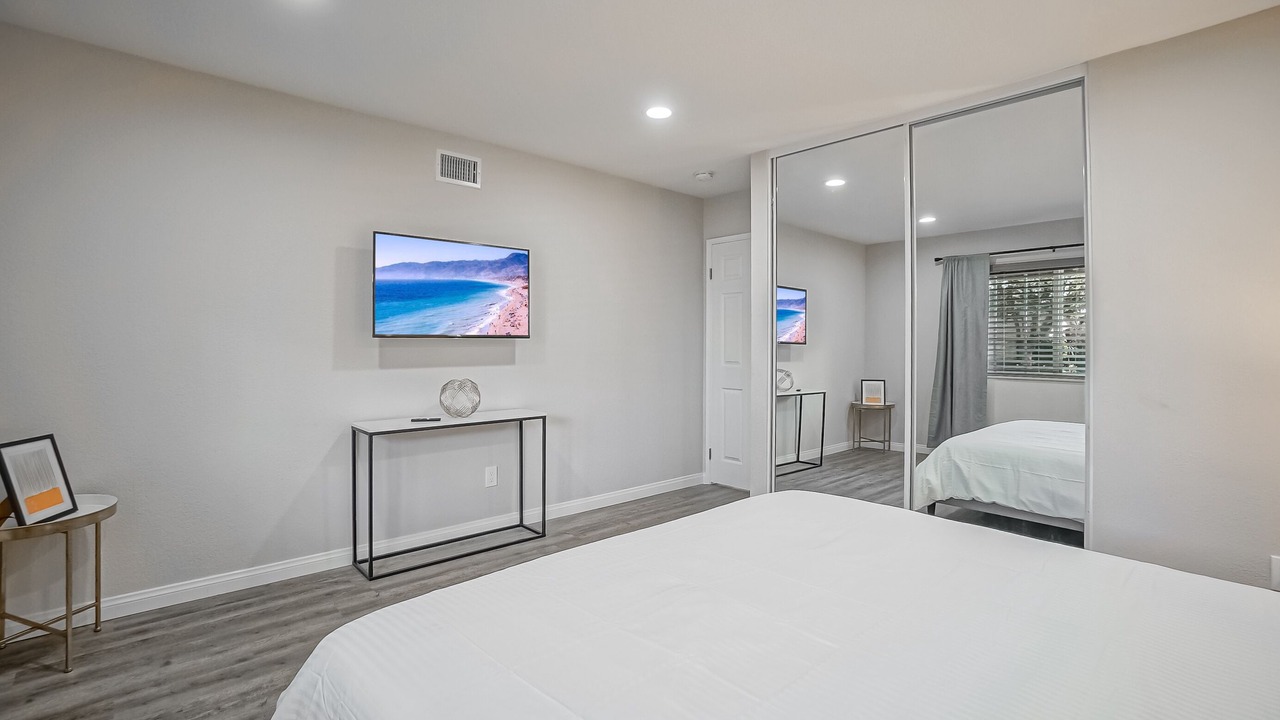 Photo of Bedroom in Hermosa Village
