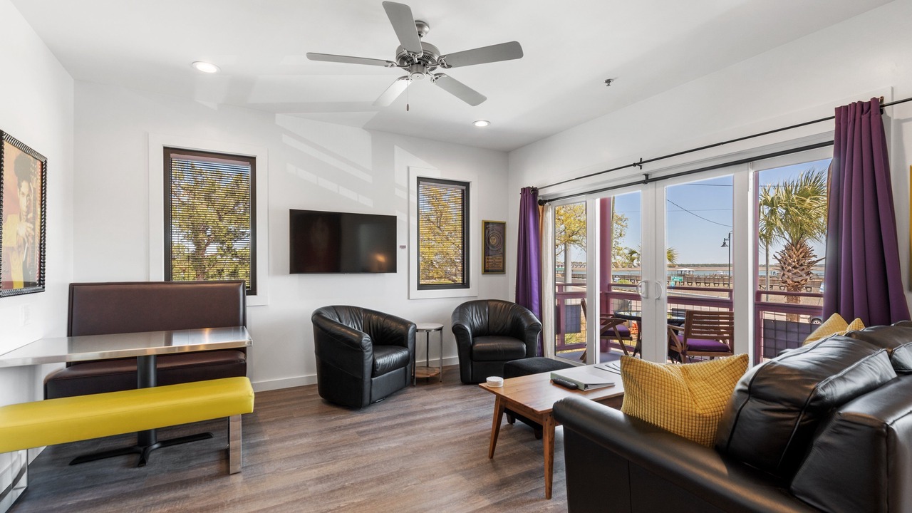 Photo of Livingroom in Folly Beach