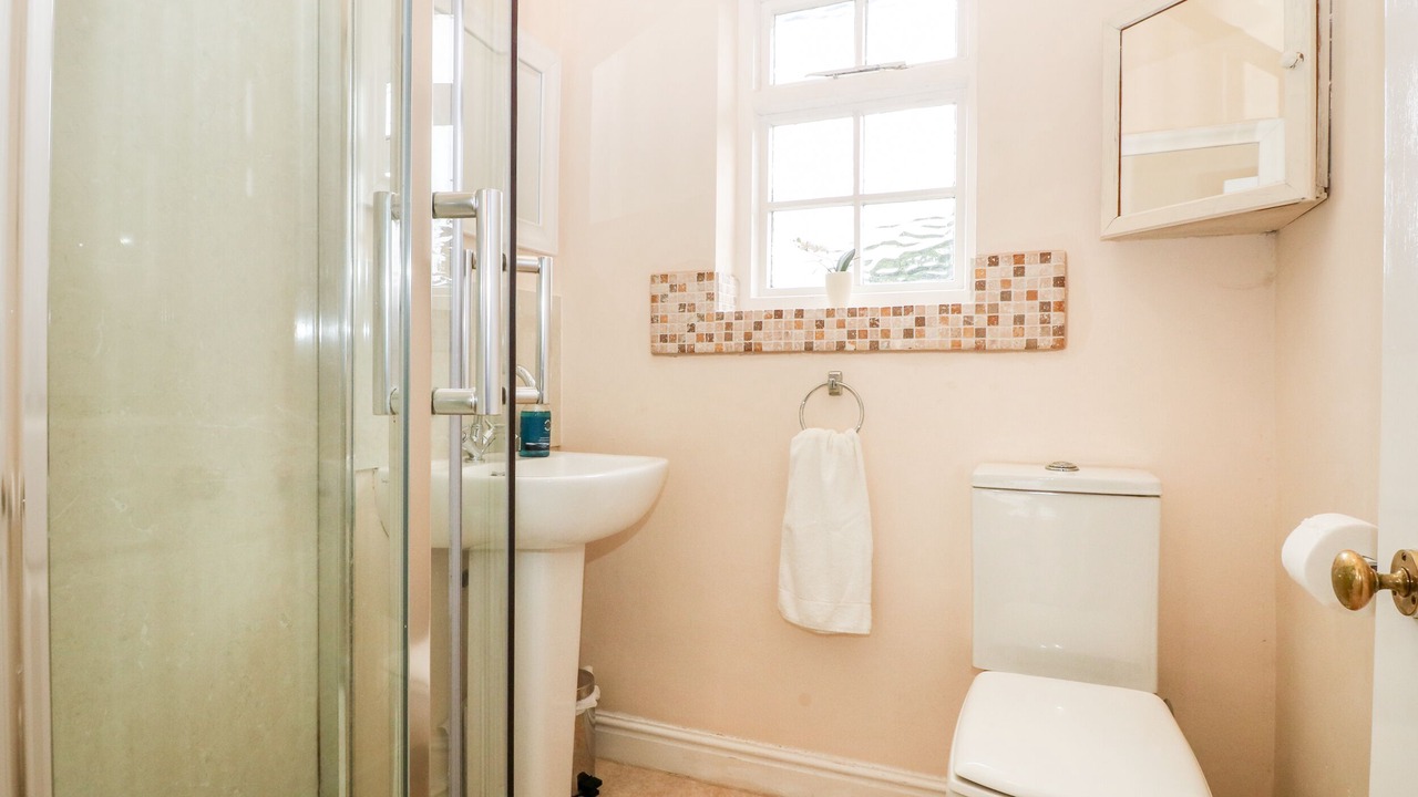 Photo of Bathroom in Broadway
