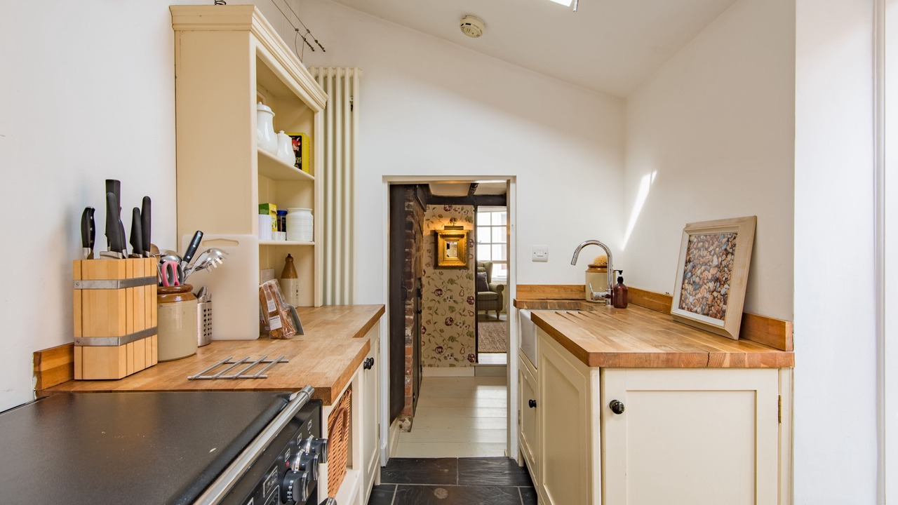 Photo of Kitchen in Deal