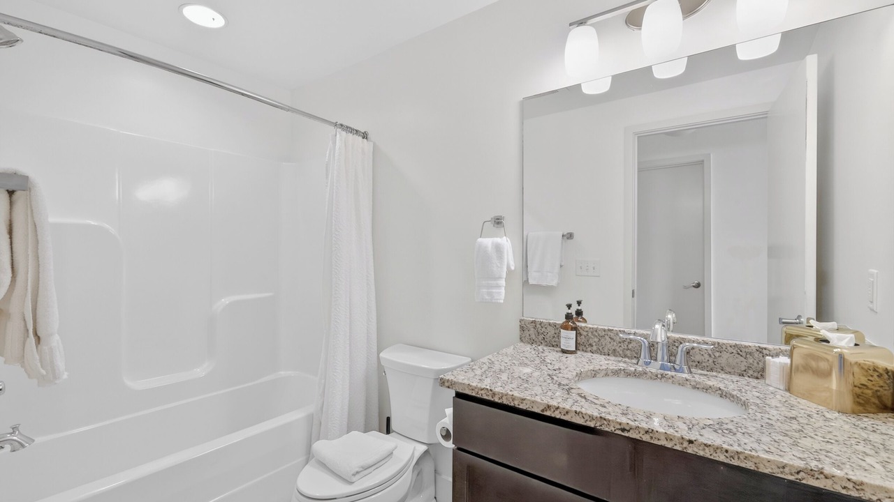 Photo of Bathroom in 12 South