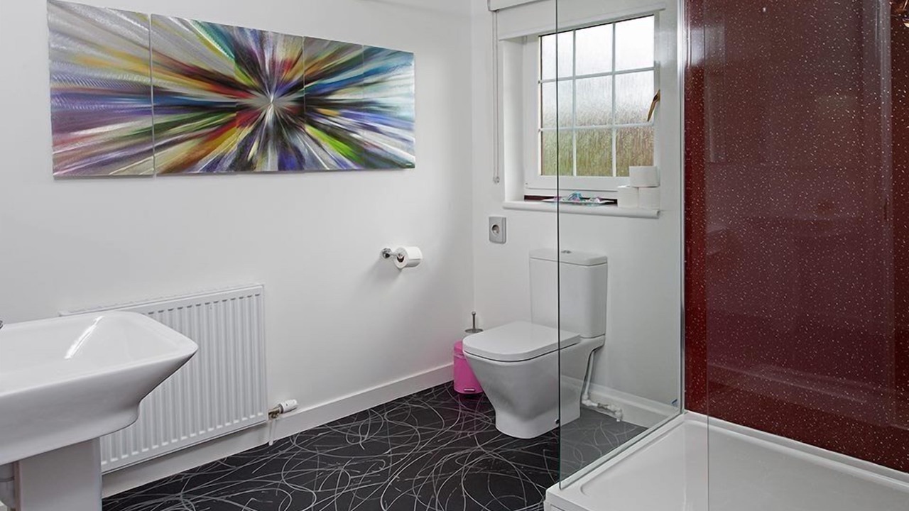 Photo of Bedroom in Tillicoultry