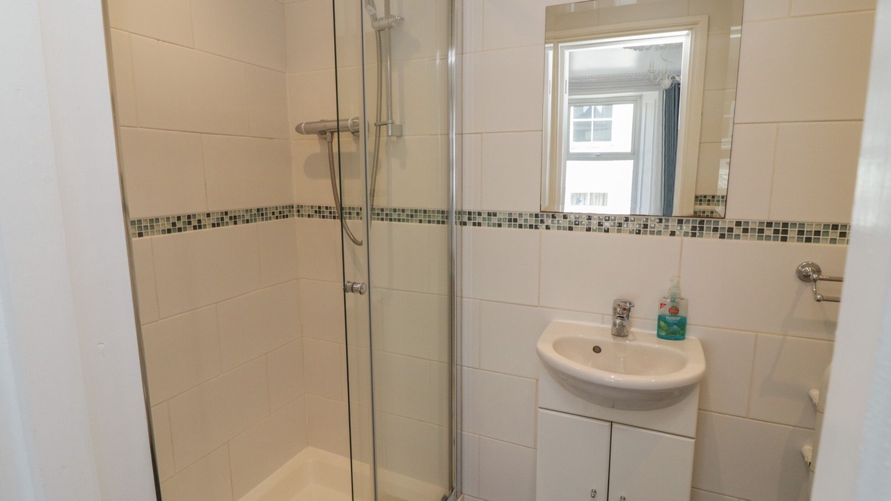 Photo of Bathroom in Mevagissey