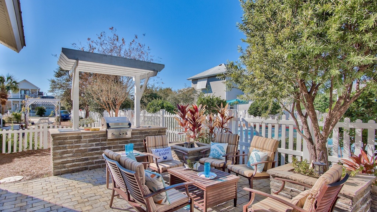 Photo of Patio Balcony in Clipper Cove