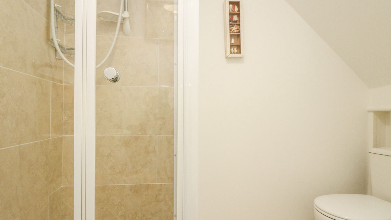 Photo of Bathroom in Porthcurno