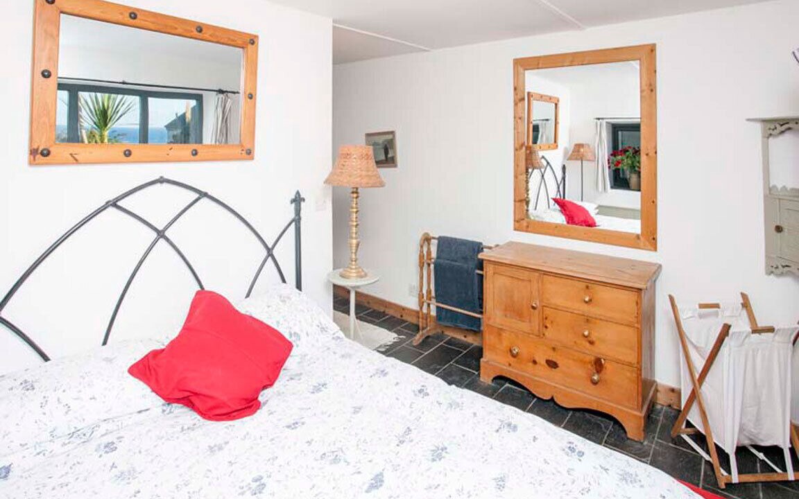 Photo of Bedroom in Sennen Cove