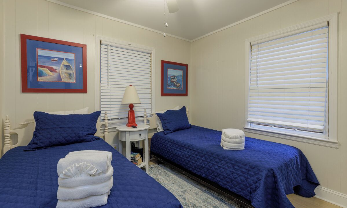 Photo of Bedroom in North Forest Beach
