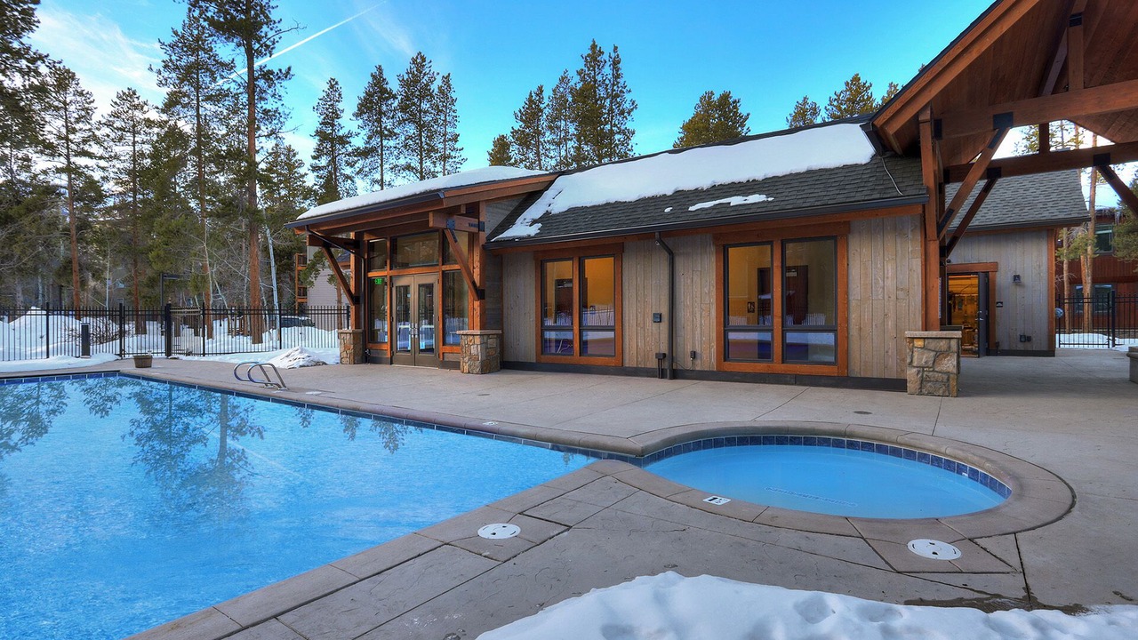 Photo of Outdoor in Peak 9