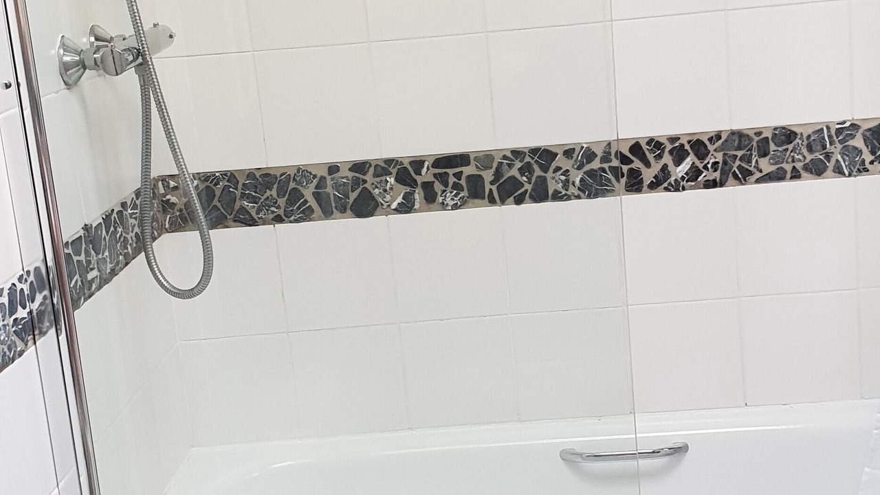Photo of Bathroom in Mount Hawke