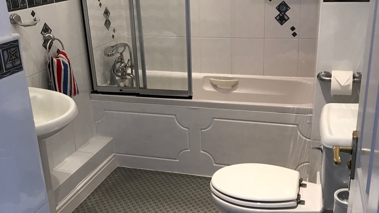 Photo of Bathroom in Newquay