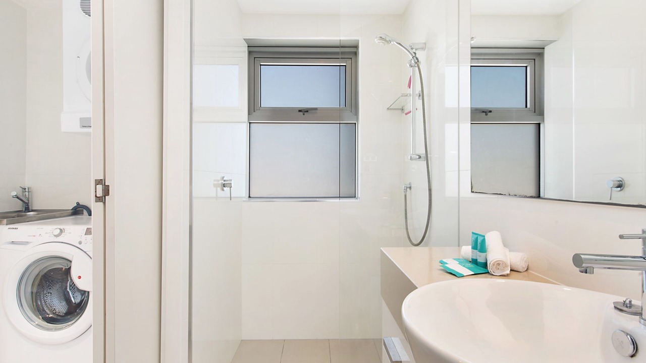 Photo of Bathroom in Coolangatta