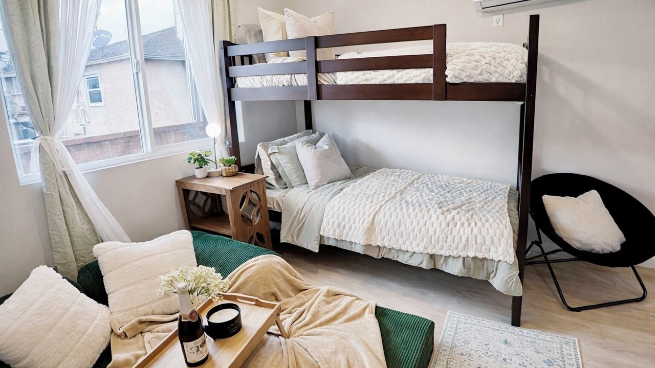 Photo of Bedroom in Fullerton