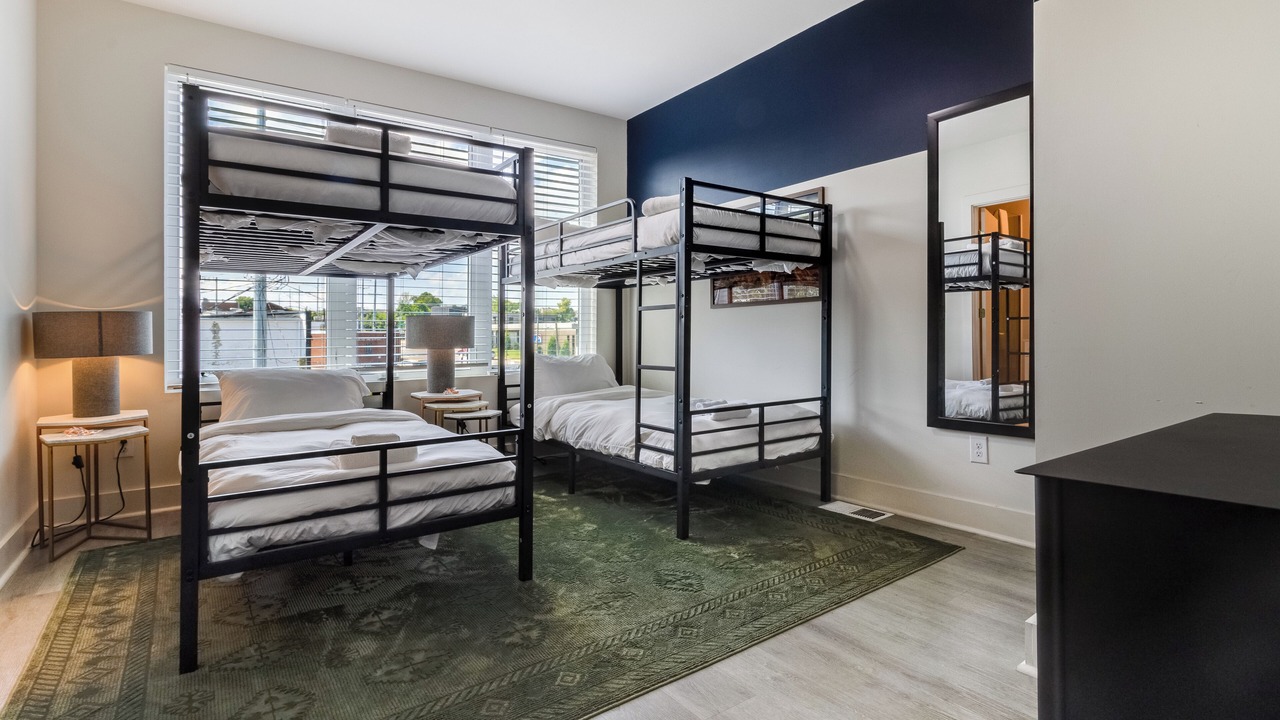 Photo of Bedroom in Historic Edgefield