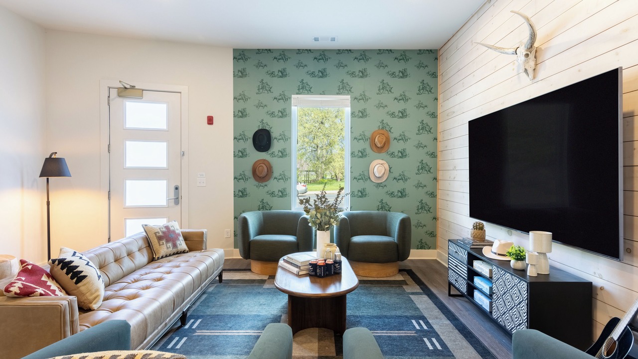Photo of Bedroom in Historic Edgefield