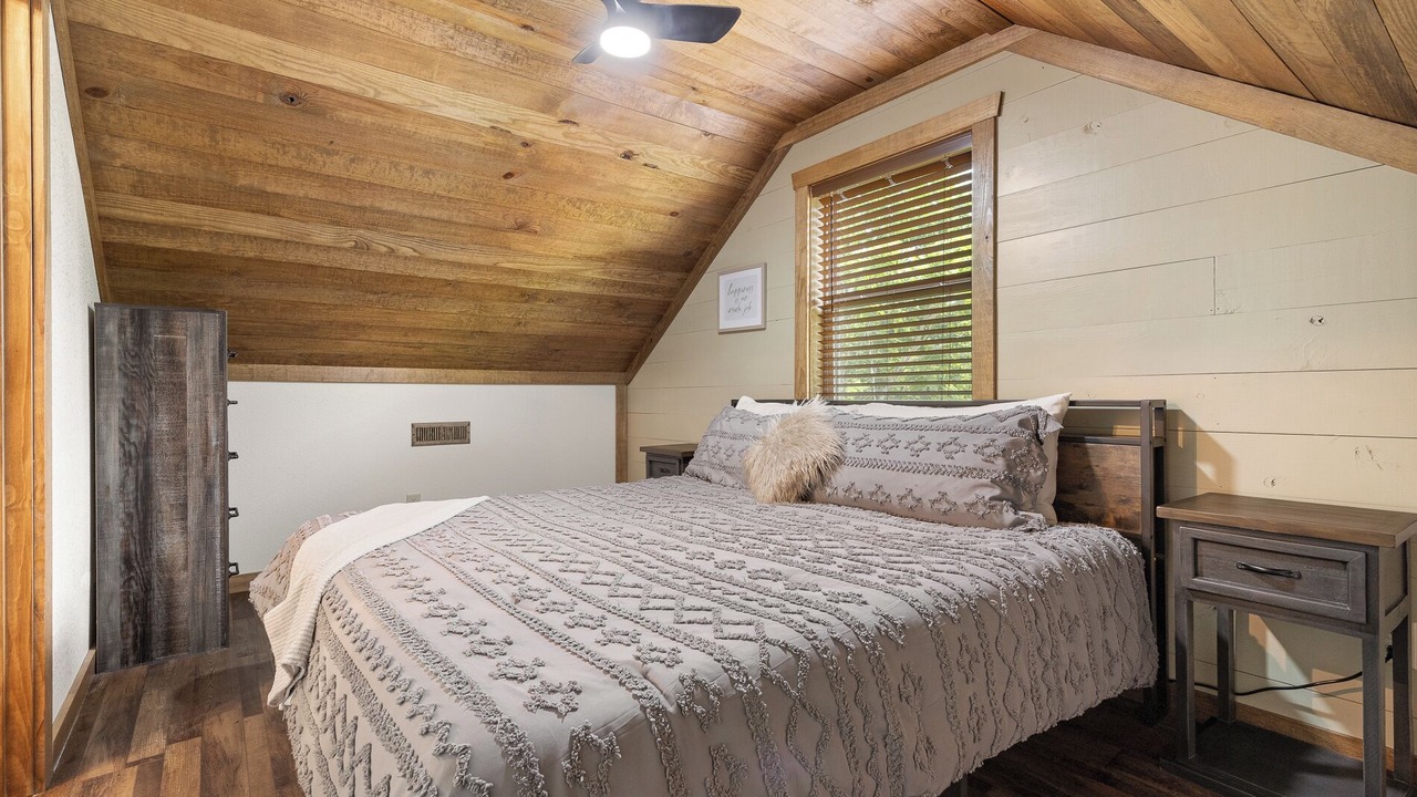 Photo of Bedroom in Jasper