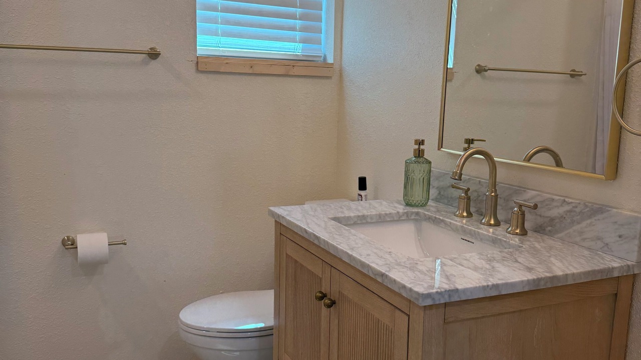 Photo of Bathroom in Jasper
