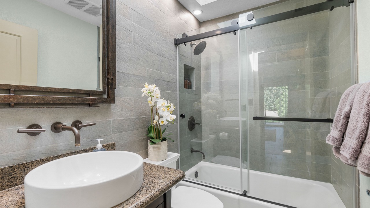 Photo of Bathroom in North Tustin