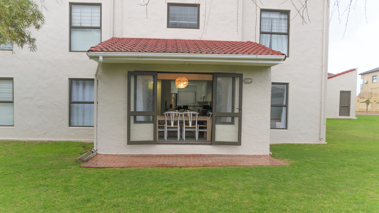 Photo of Outdoor in Strand