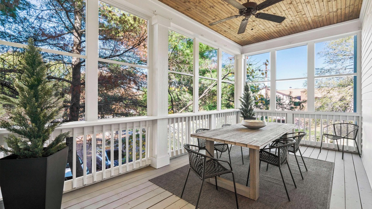 Photo of Outdoor in Green Hills