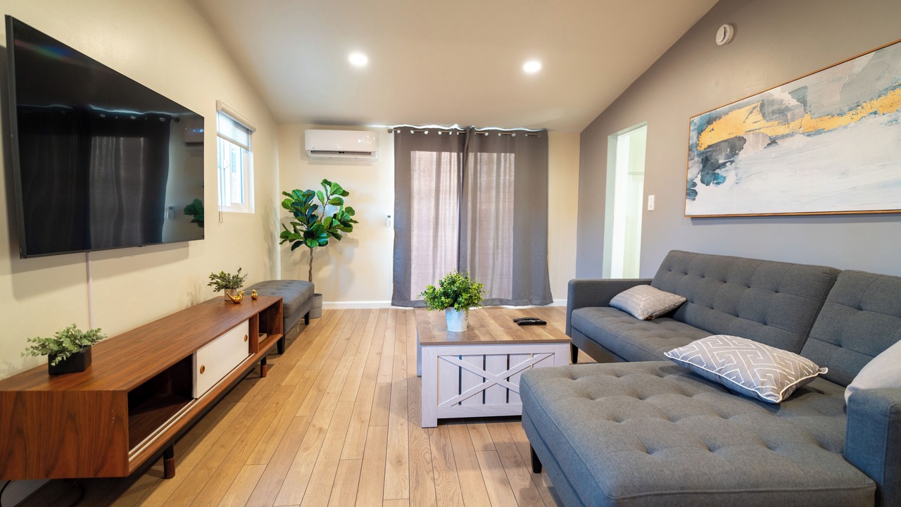Photo of Livingroom in Southwest Anaheim