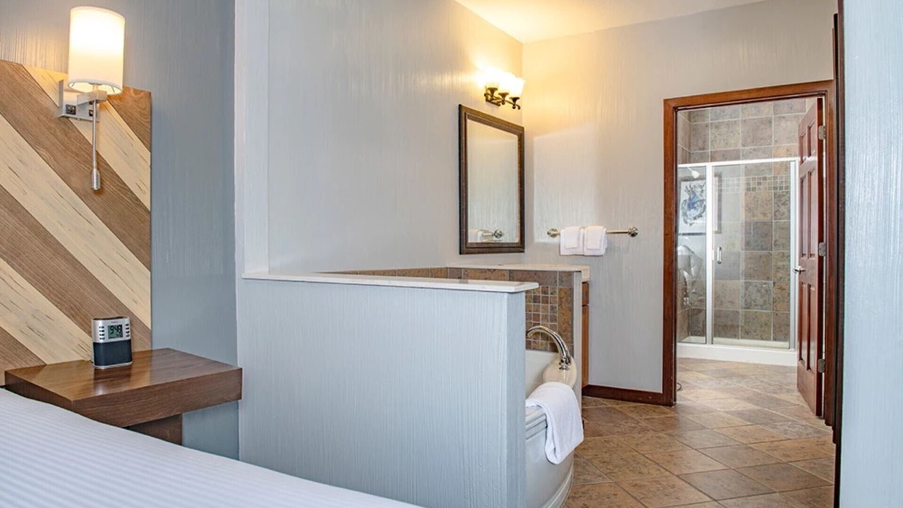 Photo of Bedroom in Lake Delton