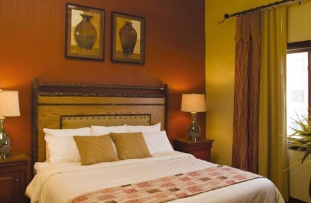 Photo of Bedroom in Lake Delton