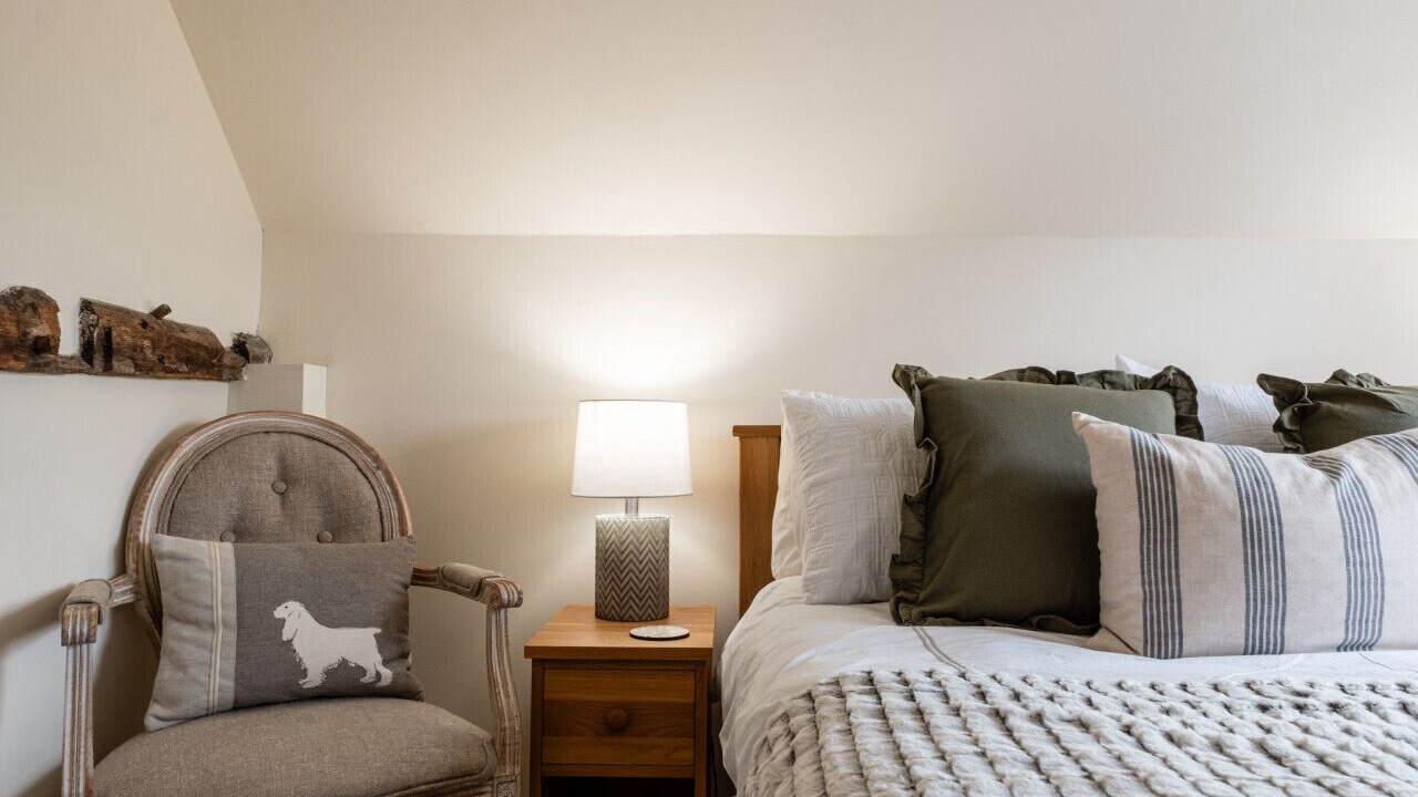 Photo of Bedroom in Clifford Chambers
