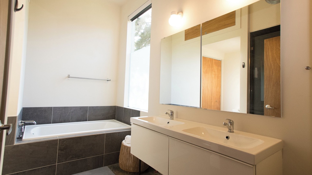Photo of Bathroom in East Hill