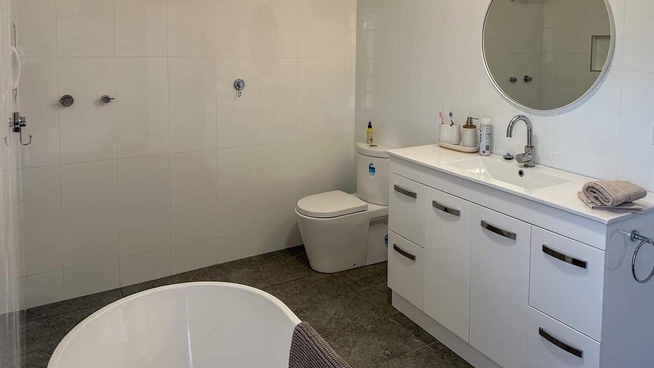 Photo of Bathroom in Ballandean