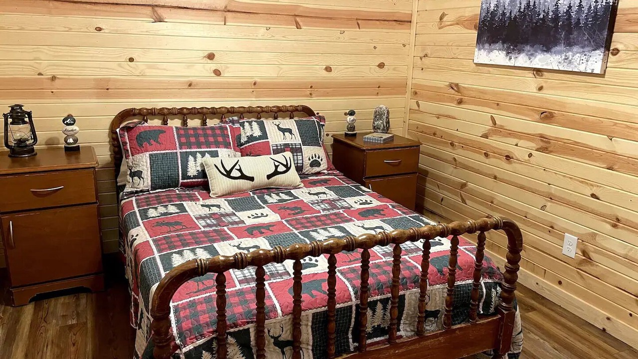 Photo of Bedroom in Newton County