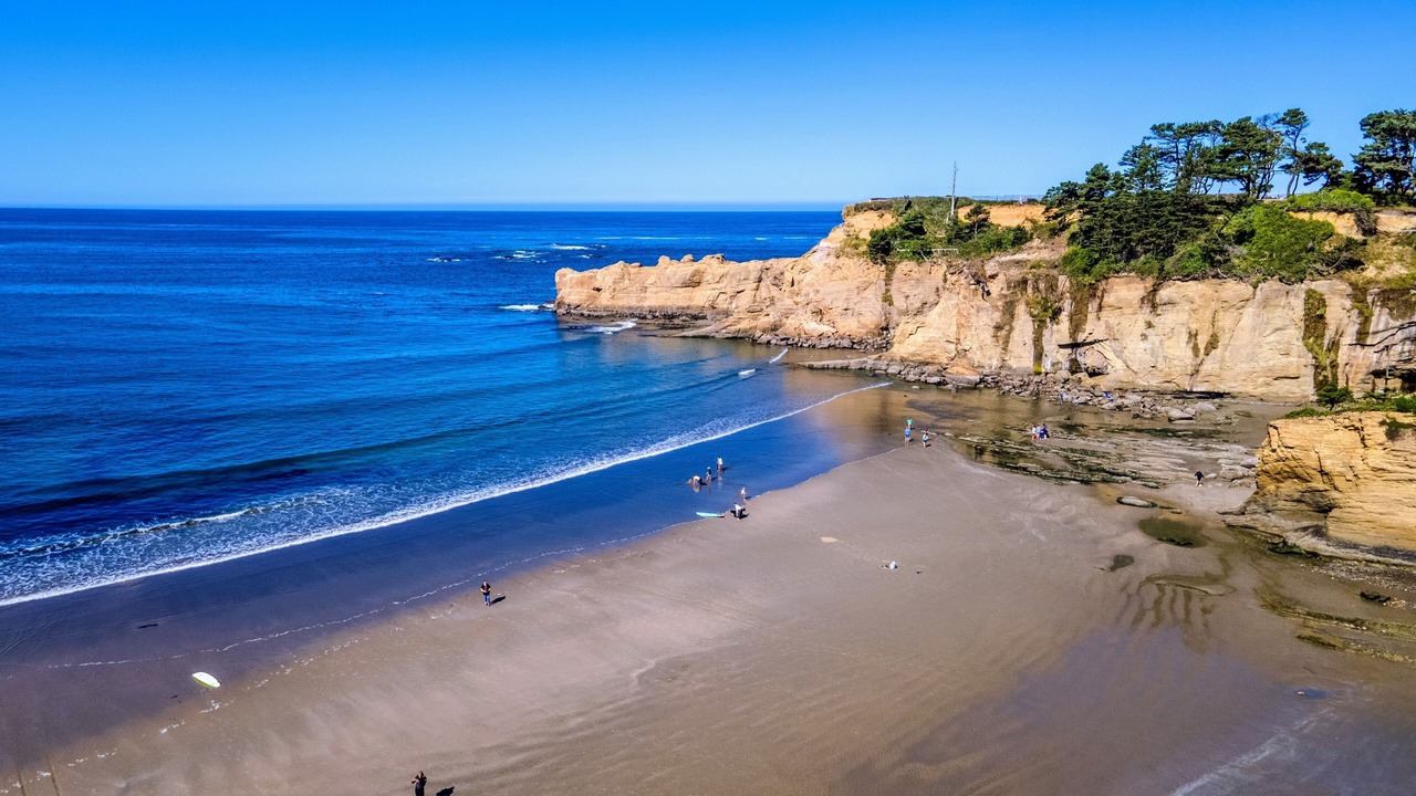 Photo of Others in Otter Rock
