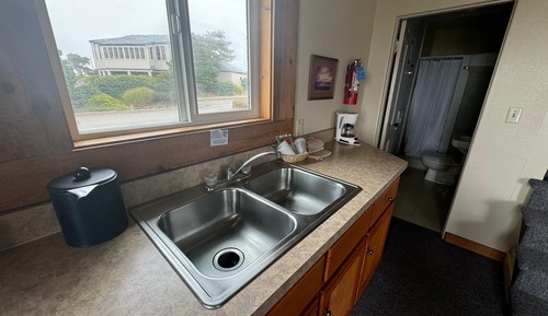 Deluxe Apartment, 2 Queen Beds, Pets Not Allowed, Sea Facing