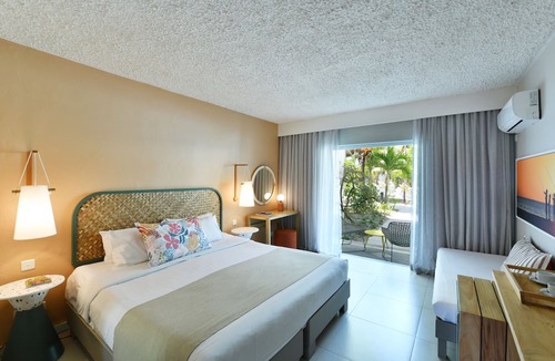 Quatre Cocos Resort | Veranda Palmar Beach Hotel - All Inclusive