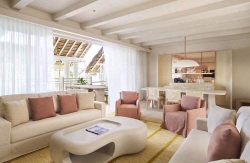 Quatre Cocos Resort | LUX* Belle Mare
